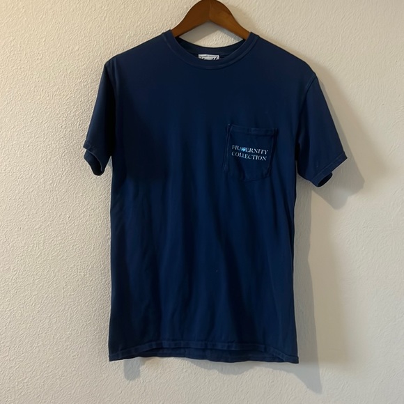Fraternity Collection Other - Fraternity Collection Printed Pocket Tee Size S